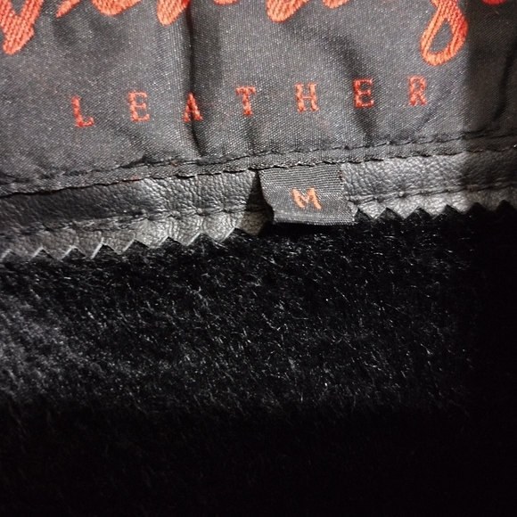 Black leather trench coat - Picture 4 of 9